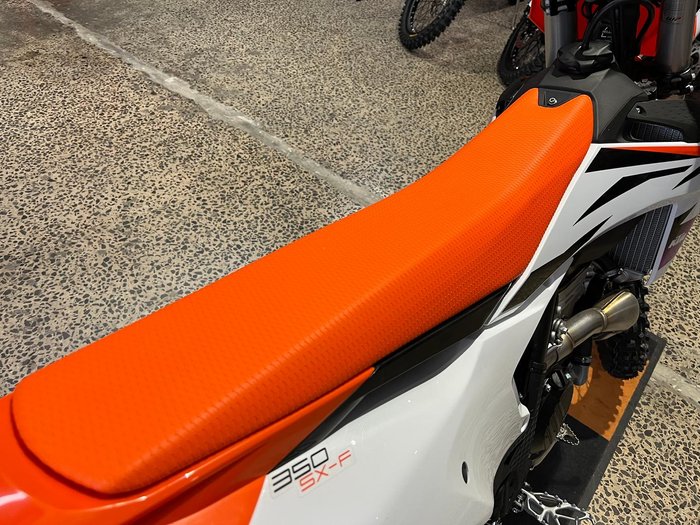 2024 KTM 350 SX-F SX-F Orange