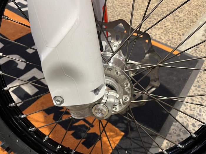 2024 KTM 350 SX-F SX-F Orange