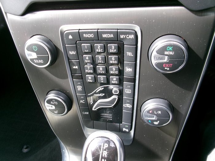 2014 Volvo V40 T4 Luxury