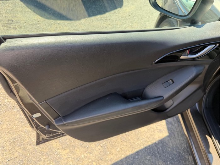 2014 MAZDA MAZDA3 SP25