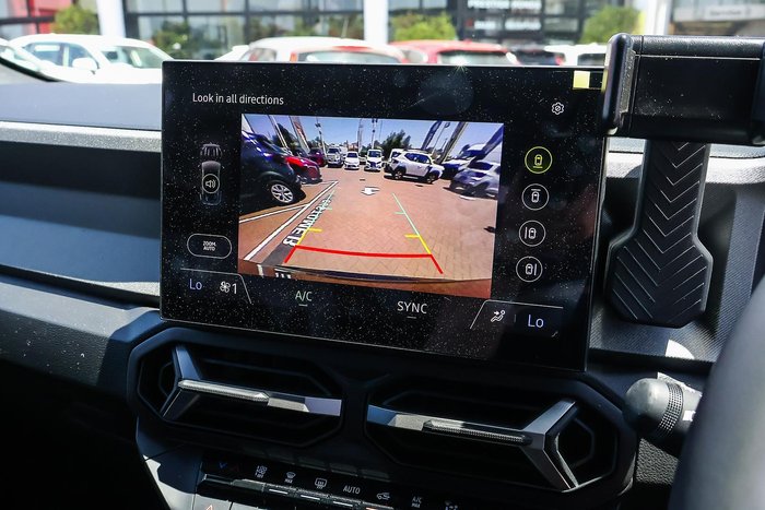 2025 Renault Duster Techno