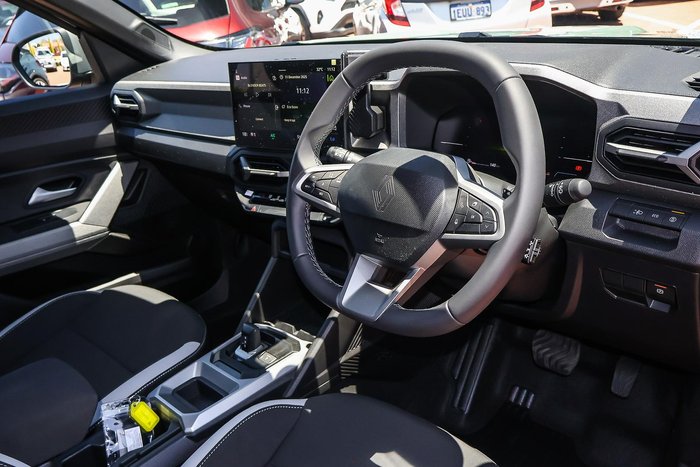 2025 Renault Duster Techno