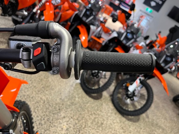 2025 KTM 125 SX SX Orange