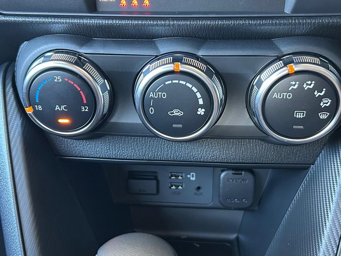 2025 Mazda 2 G15 Evolve