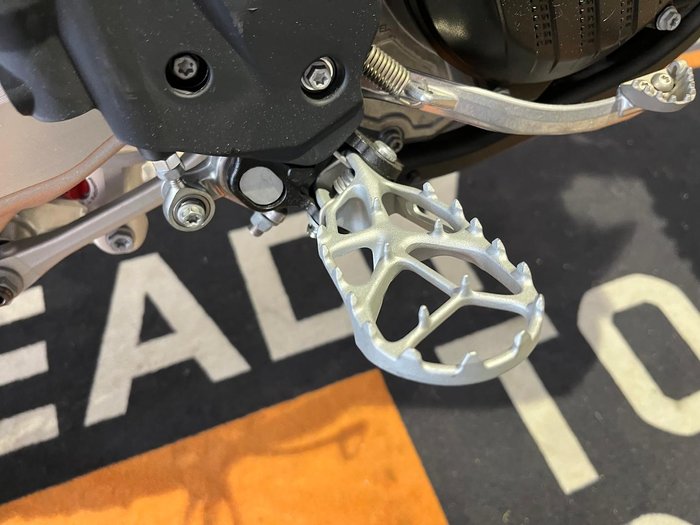 2025 KTM 250 SX SX Orange