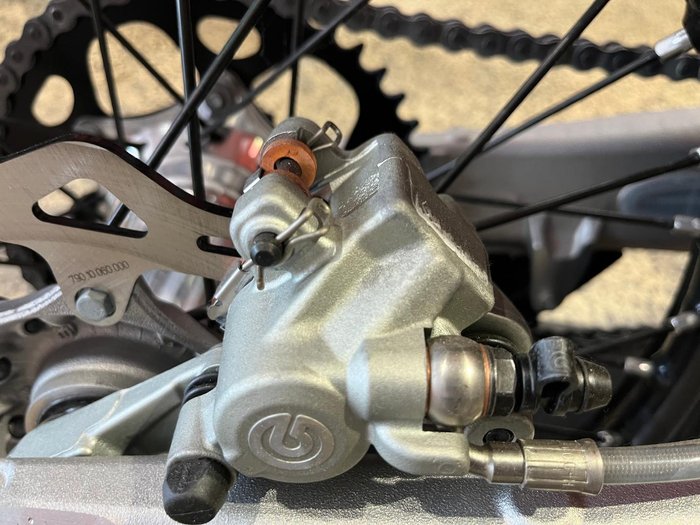 2025 KTM 250 SX SX Orange