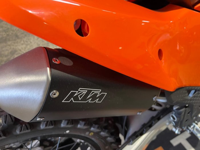 2025 KTM 250 SX SX Orange