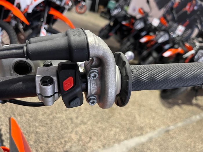 2025 KTM 250 SX SX Orange