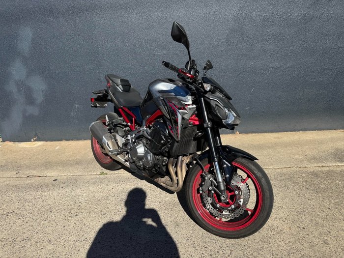 2019 Kawasaki Z900 (ZR900) GREY