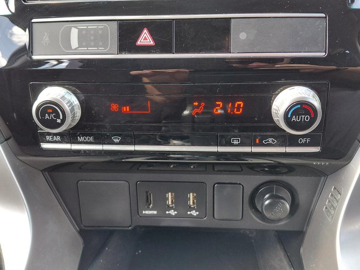 2022 Mitsubishi Pajero Sport GLX