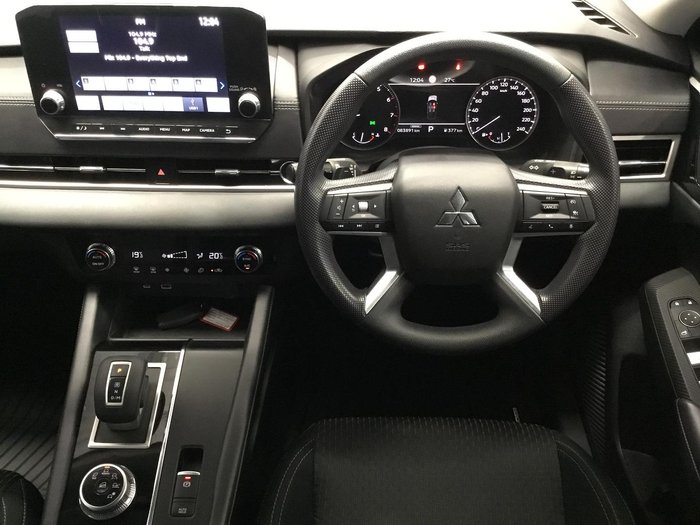 2022 Mitsubishi Outlander ES