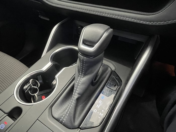 2022 Toyota Kluger GX