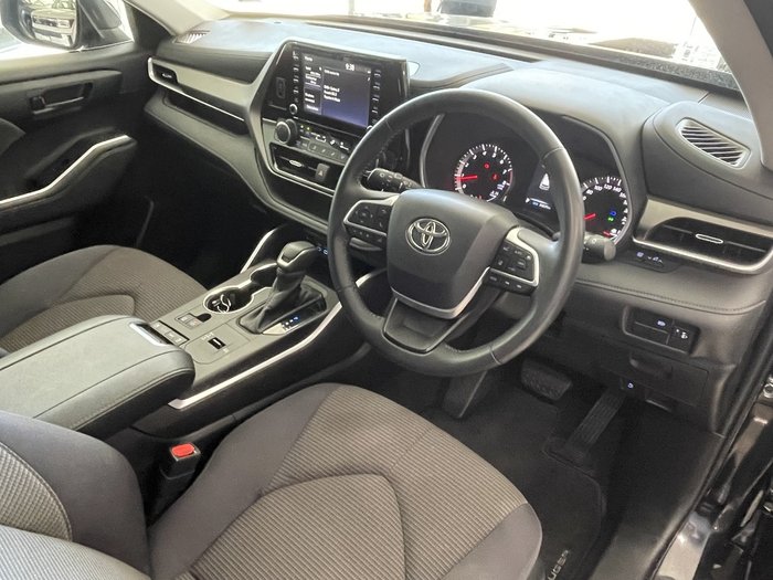 2022 Toyota Kluger GX