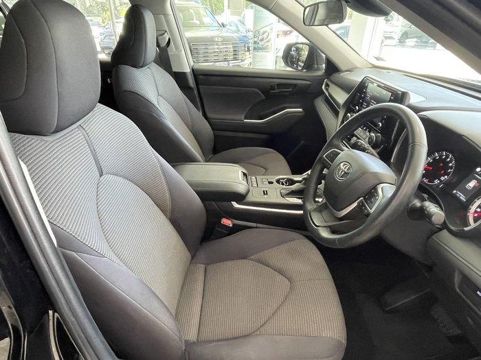 2022 Toyota Kluger GX