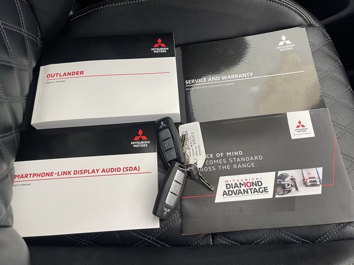 2023 Mitsubishi Outlander PHEV Exceed