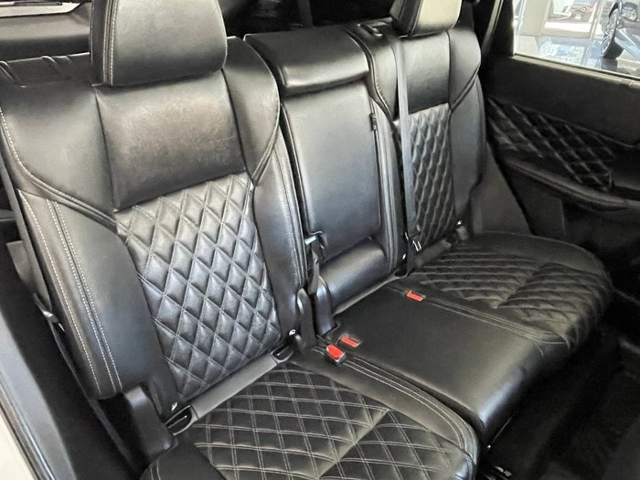 2023 Mitsubishi Outlander PHEV Exceed