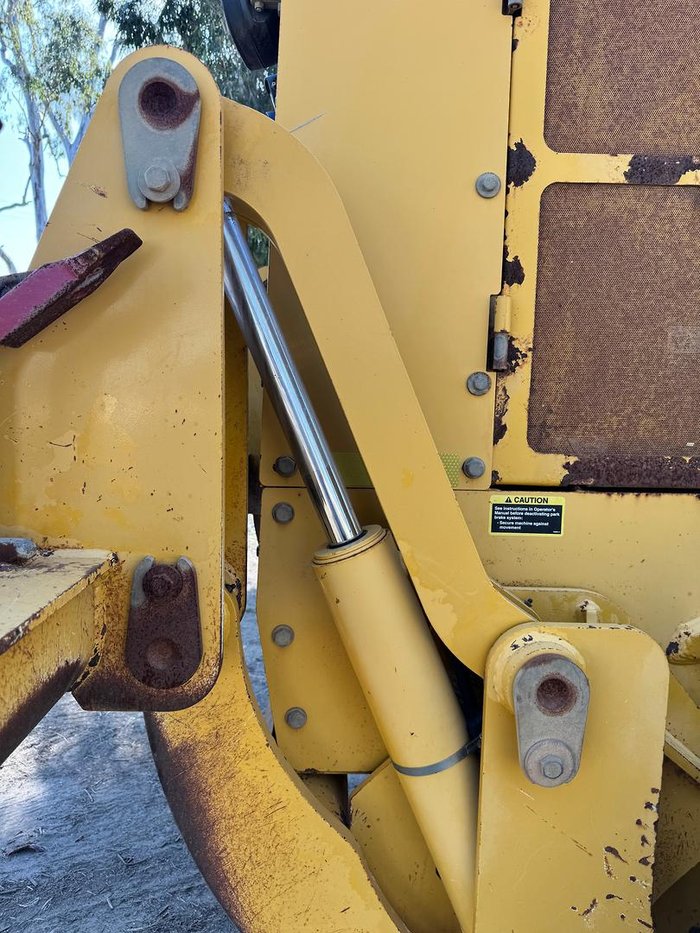 John Deere 670D Grader