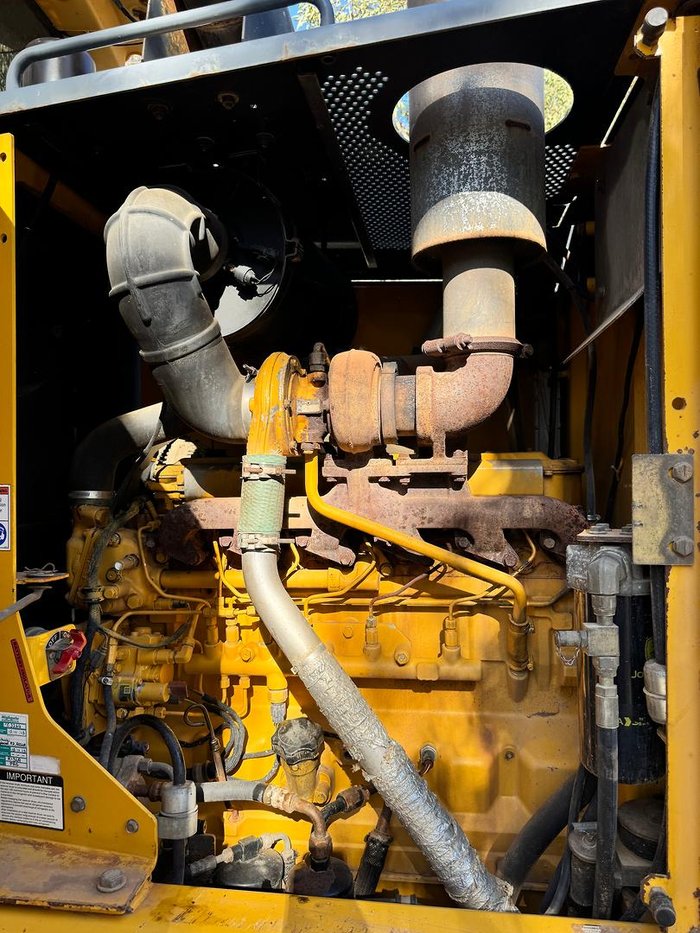 John Deere 670D Grader