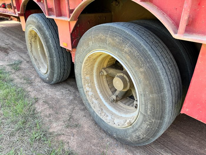 1999 Brentwood Bllxx Quad Od Widening Low Loader Trailer