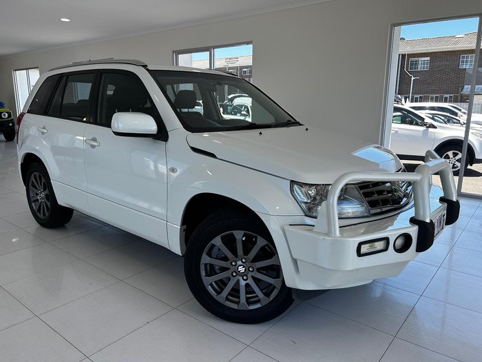 2015 Suzuki Grand Vitara Navigator JB White Pearl