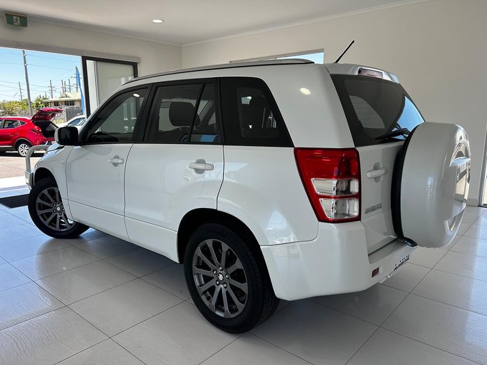 2015 Suzuki Grand Vitara Navigator JB White Pearl
