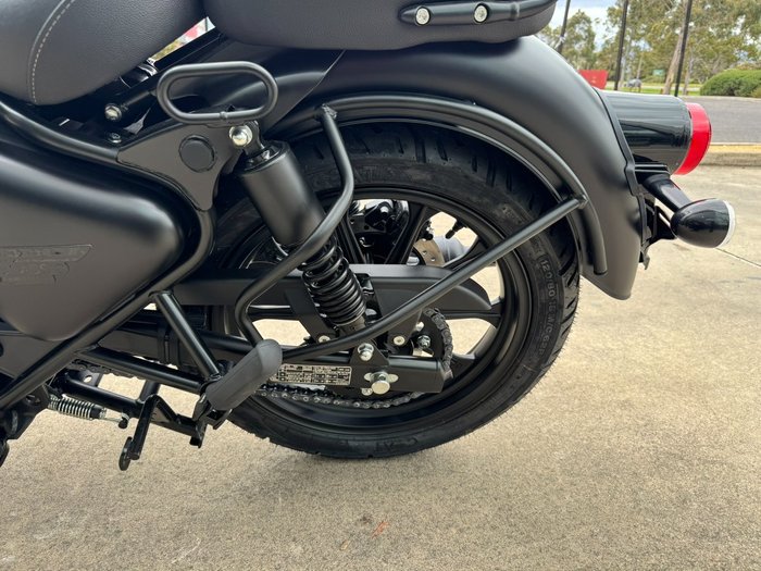 2025 Royal Enfield (see Also Enfiel CLASSIC 350 HALCYON STEALTH BLACK