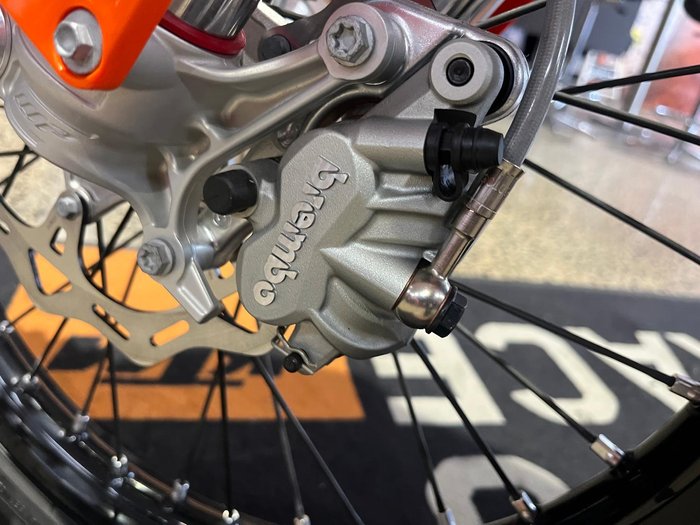 2025 KTM 450 SX-F SX-F Orange