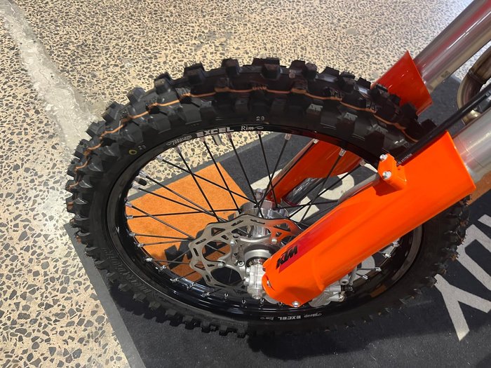 2025 KTM 450 SX-F SX-F Orange