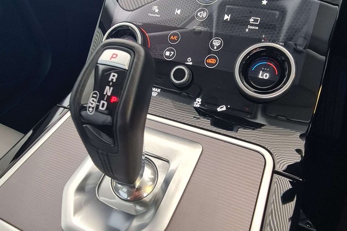 2019 Land Rover Range Rover Evoque D180 S