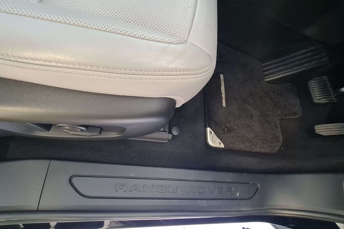 2019 Land Rover Range Rover Evoque D180 S