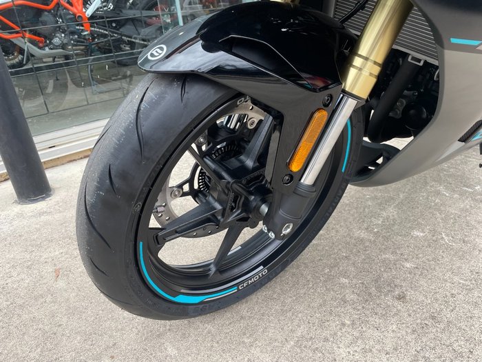 2026 CFMOTO 2026 CF MOTO 450CC 450 SR S Road GEM BLACK