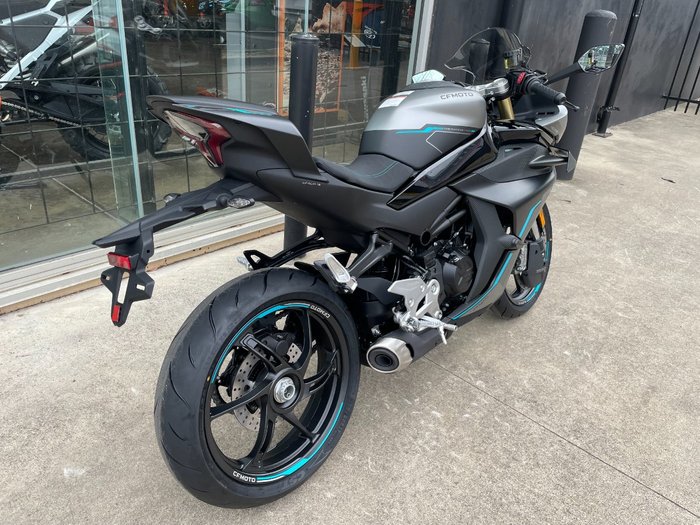 2026 CFMOTO 2026 CF MOTO 450CC 450 SR S Road GEM BLACK