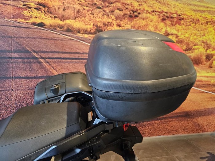 2021 Suzuki V-Strom 650XT (DL650XA) V-Strom White