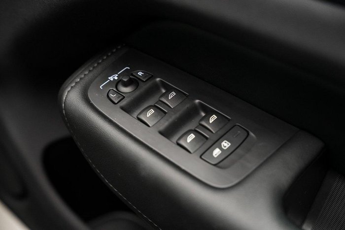 2024 Volvo XC60 Ultra B5 Bright