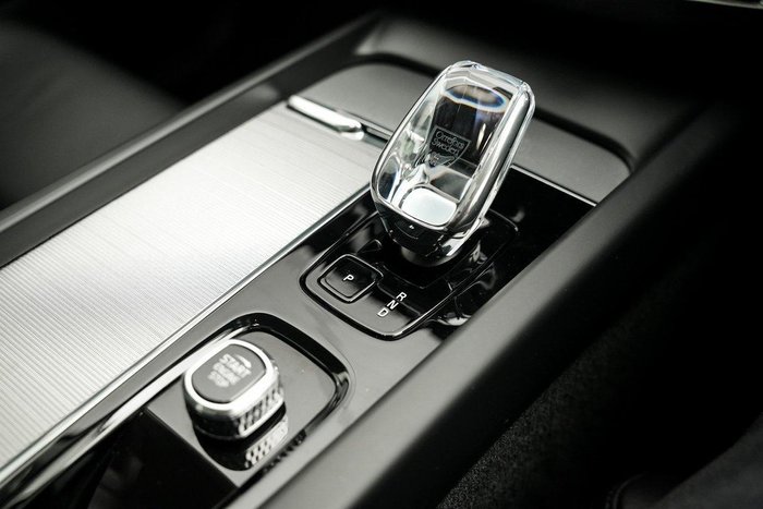 2024 Volvo XC60 Ultra B5 Bright