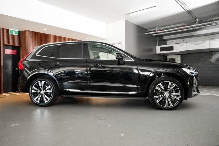 2024 Volvo XC60 Ultra B5 Bright