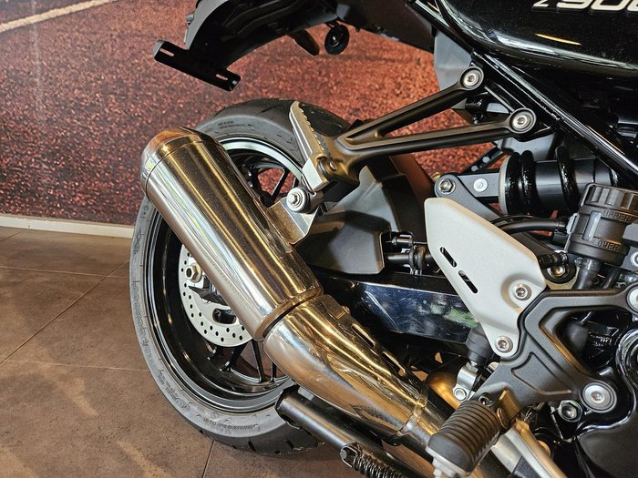 2023 Kawasaki Z900RS (Z900C) Z Black