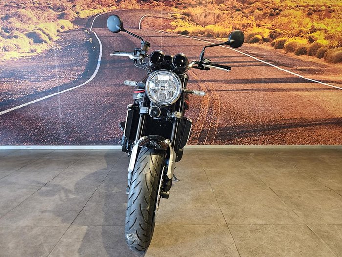 2023 Kawasaki Z900RS (Z900C) Z Black