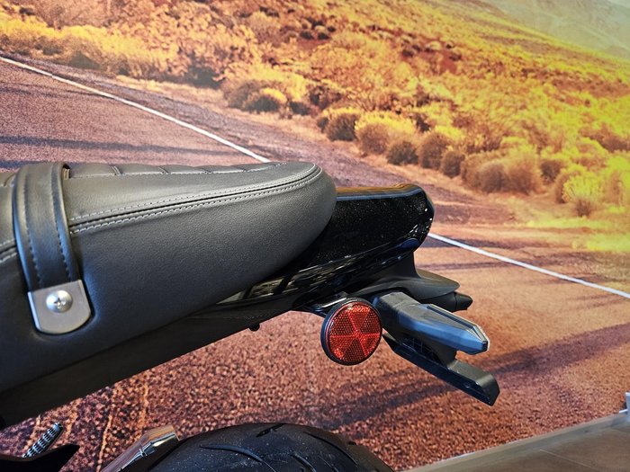 2023 Kawasaki Z900RS (Z900C) Z Black