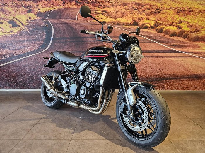 2023 Kawasaki Z900RS (Z900C) Z Black
