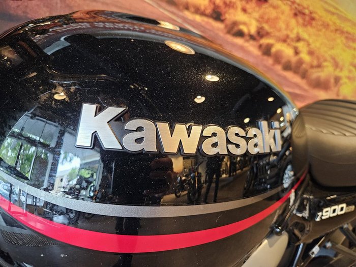2023 Kawasaki Z900RS (Z900C) Z Black