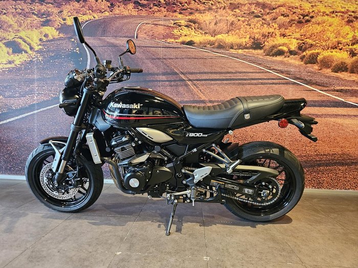 2023 Kawasaki Z900RS (Z900C) Z Black