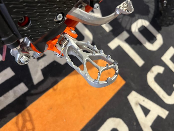 2025 KTM 85 SX (Big Wheel) SX Orange