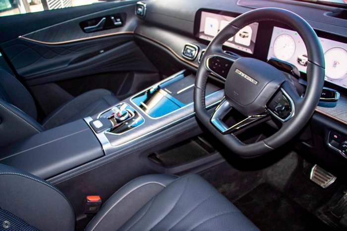 2025 Jaecoo J8 Track