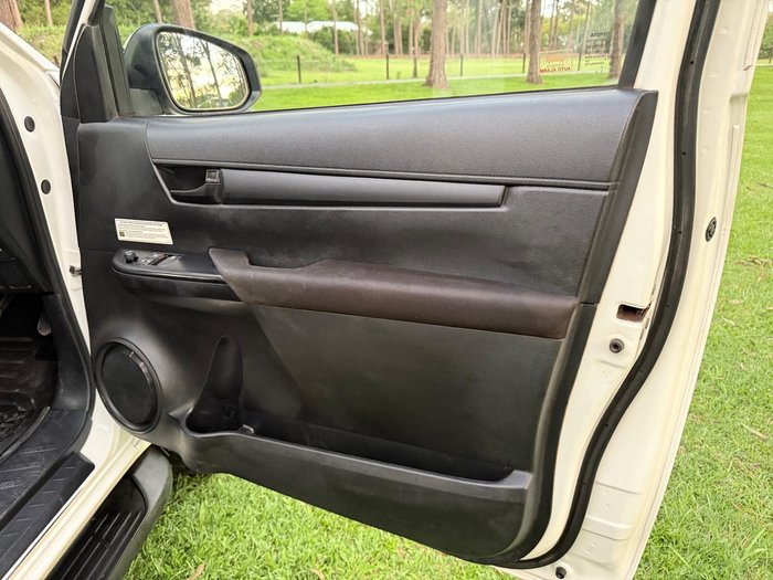 2021 Toyota Hilux SR GUN126R 4X4 Dual Range Glacier White