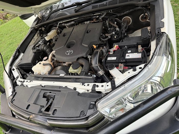 2021 Toyota Hilux SR GUN126R 4X4 Dual Range Glacier White