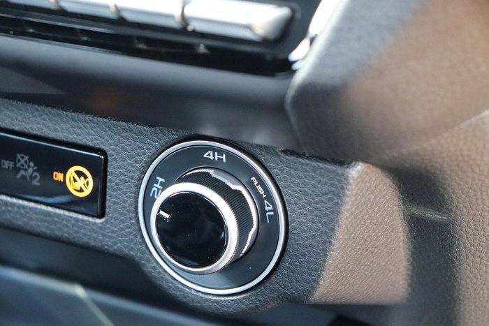 2025 Isuzu D-MAX X-TERRAIN