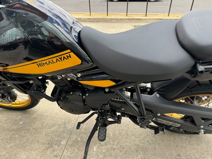 2025 Royal Enfield (see Also Enfiel HIMALAYAN 450 HANLE BLACK