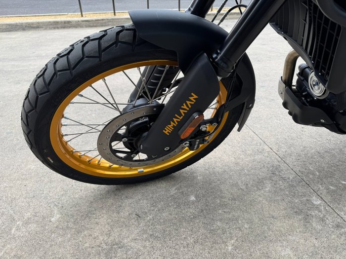 2025 Royal Enfield (see Also Enfiel HIMALAYAN 450 HANLE BLACK