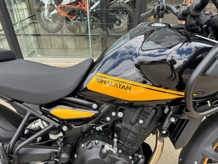 2025 Royal Enfield (see Also Enfiel HIMALAYAN 450 HANLE BLACK